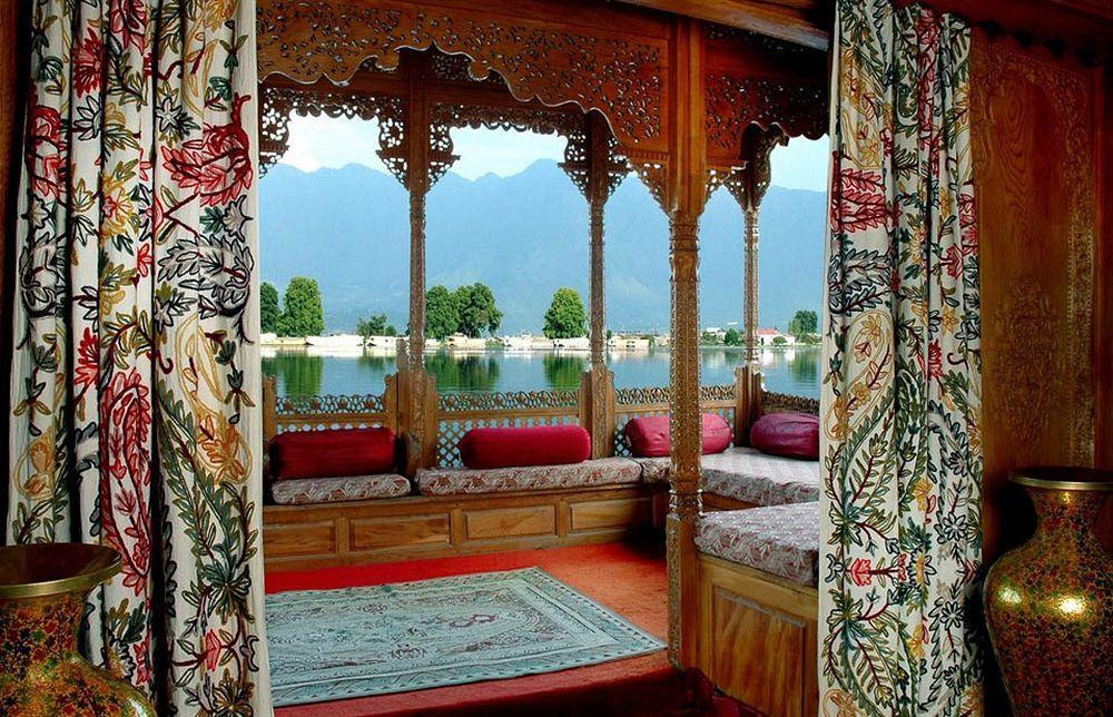 Welcomheritage Gurkha Houseboats Srīnagar Екстериор снимка